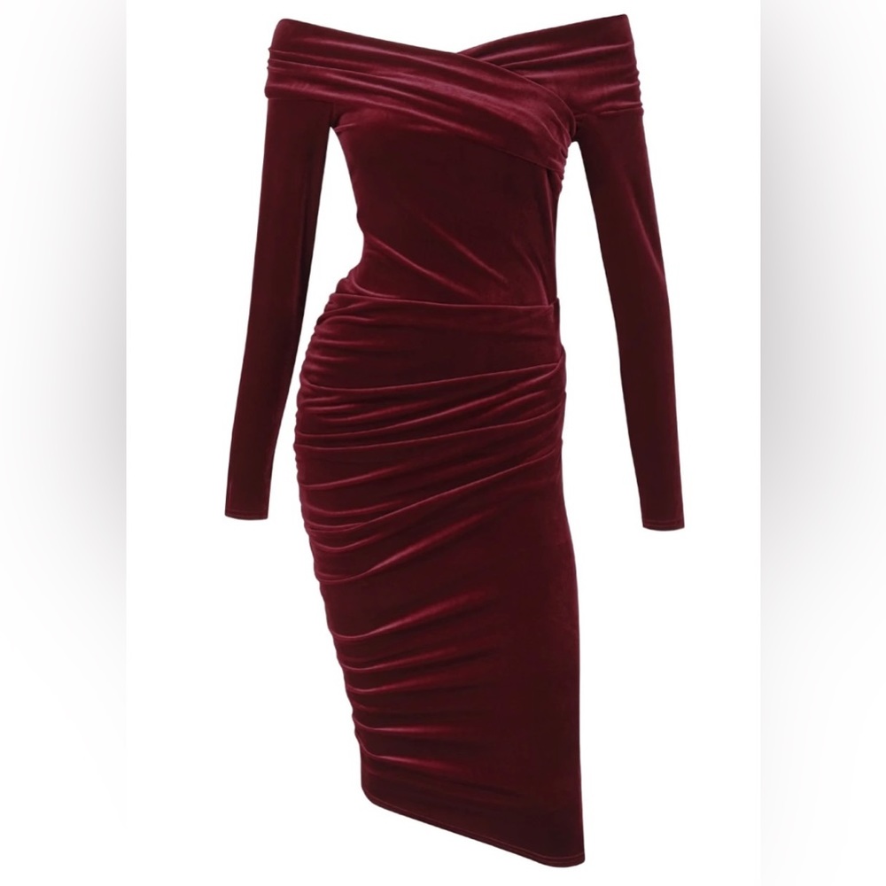 Me & Thee Burgundy Velvet Dress sz 6